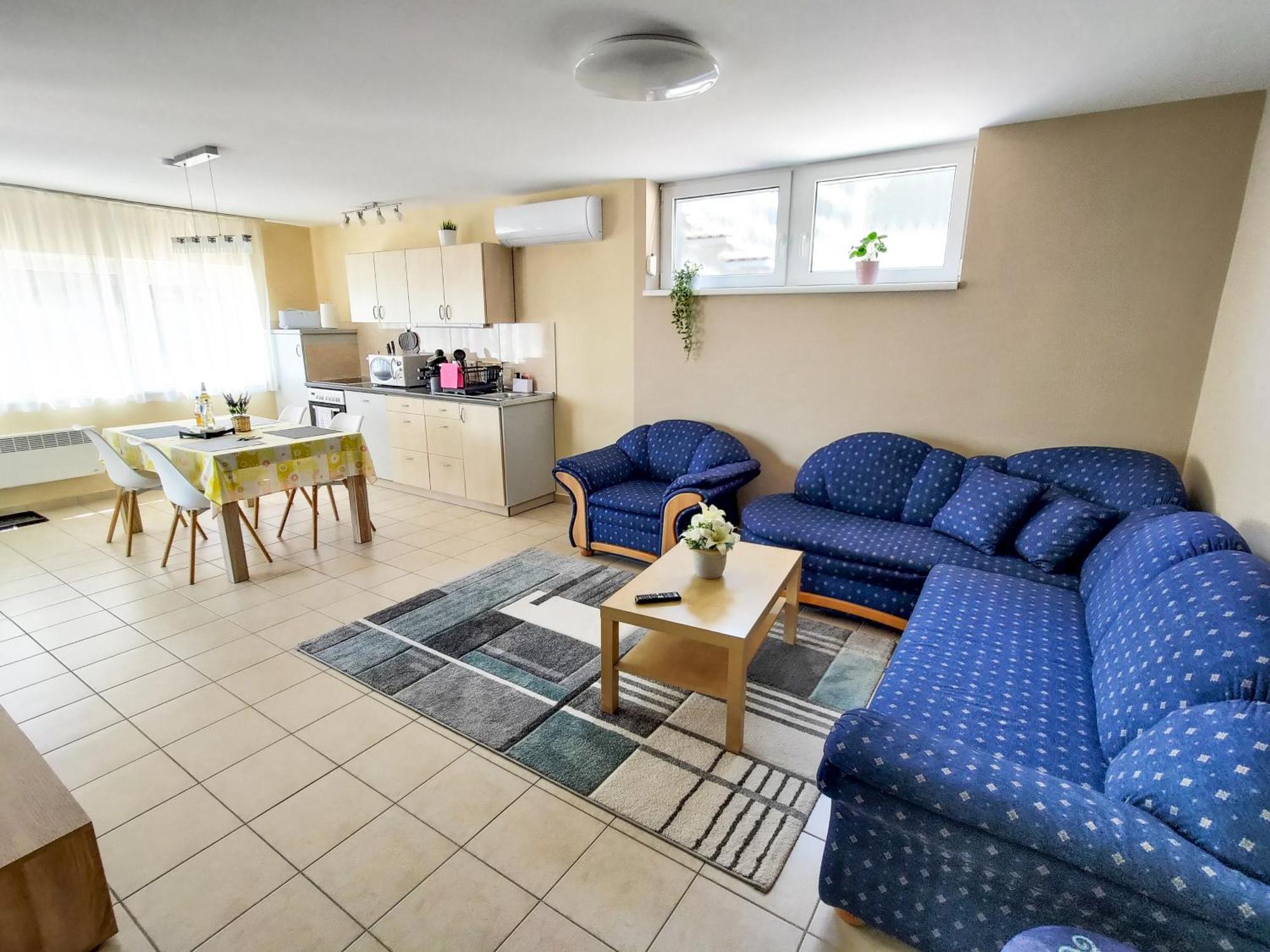 Fuegefa Apartman Balatonalmádi エクステリア 写真
